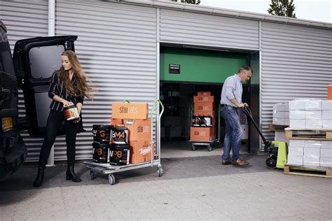 Lej opbevaring i København hos Pelican Self Storage.